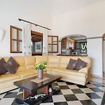 Casa Paradise *