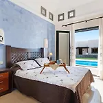 Casa Paradise 펜션 플라야블랑카